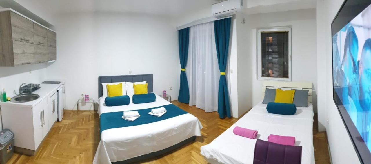 Front Beach Exclusive Apartments Струга Экстерьер фото