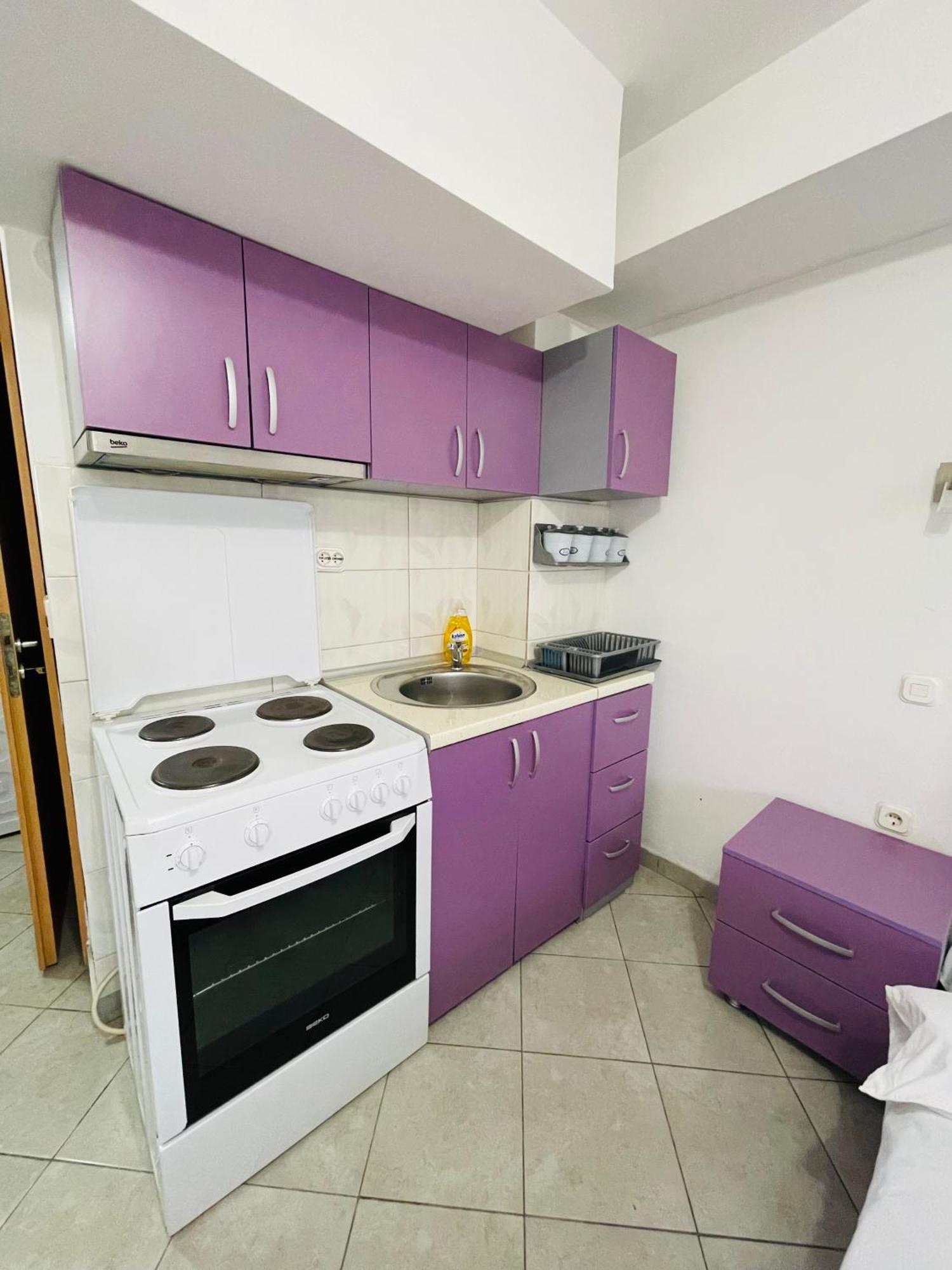 Front Beach Exclusive Apartments Струга Экстерьер фото
