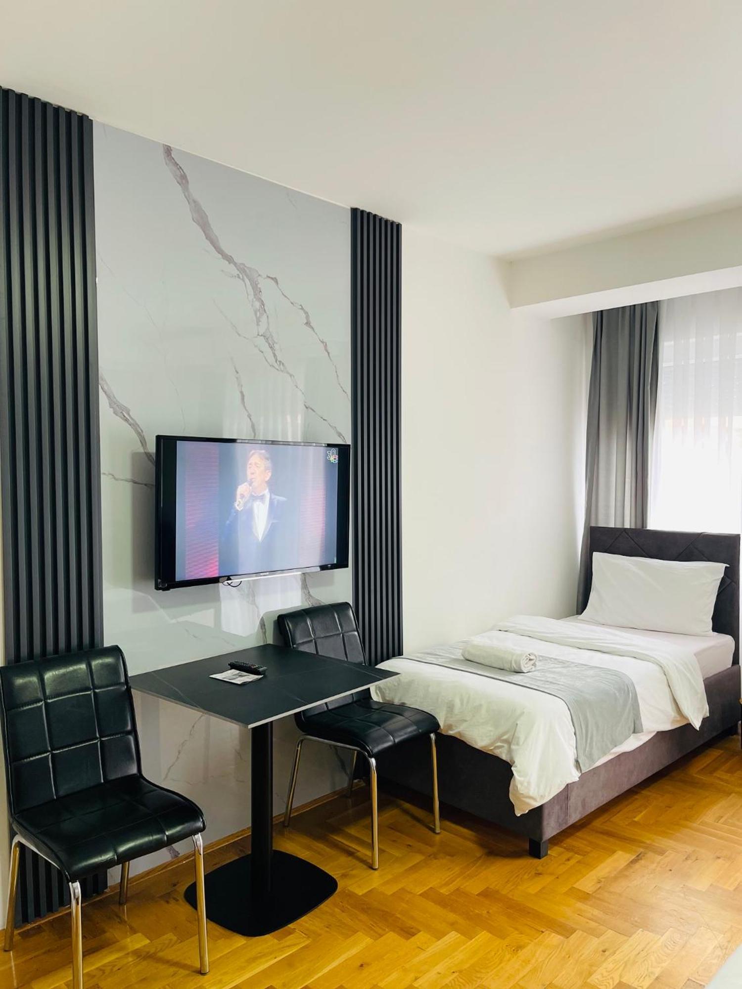 Front Beach Exclusive Apartments Струга Экстерьер фото